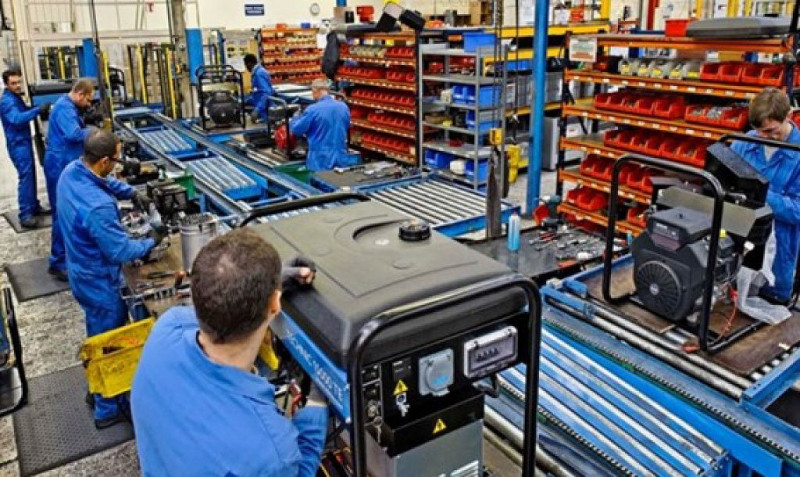 Actividad industrial cayó 3% interanual en agosto