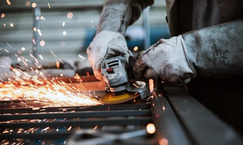 Actividad metalúrgica interanual cae 5,1% en mayo