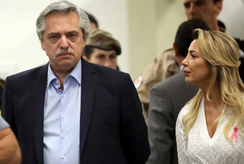 Avanza juicio contra Fabiola Yañez por divulgar videos