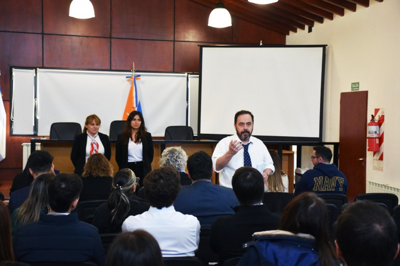 Capacitaron sobre la elevación de la causa a juicio