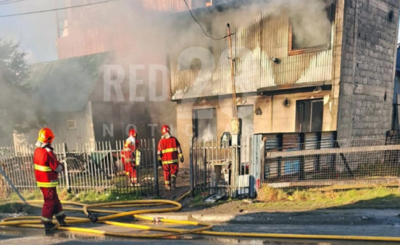 Dos personas fallecidas en un incendio en Ushuaia