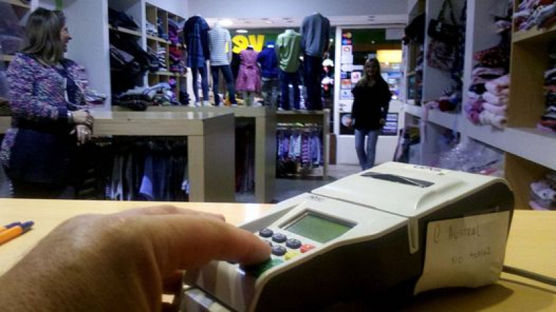 El comercio local, jaqueado por el derrumbe de ventas