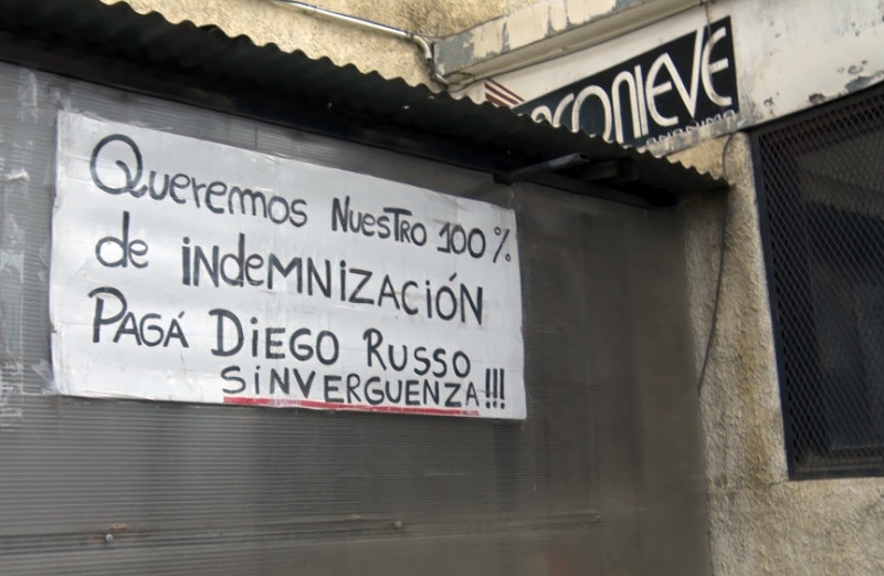 En Blanco Nieve venden comida para sobrevivir