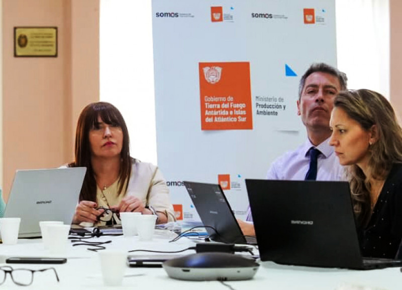 Fernández: “Están asfixiando a nuestras empresas”