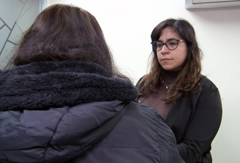 Gladys contó como la robaron y la cortaron en su remis