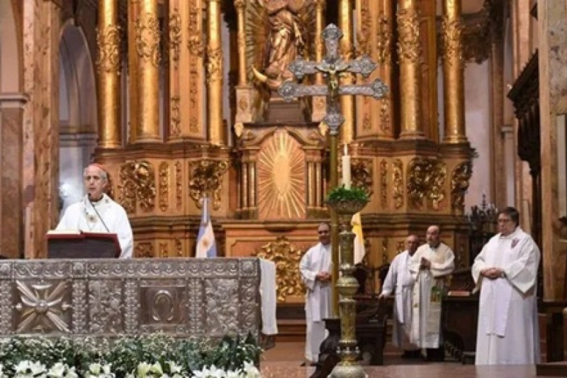 Iglesia alerta que sube la demanda de ayuda social
