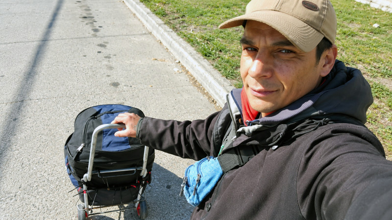 Le robaron su herramienta de trabajo a vendedor ambulante