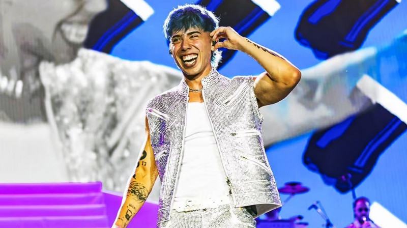 Luck Ra llega a Río Grande para encender el arbolito