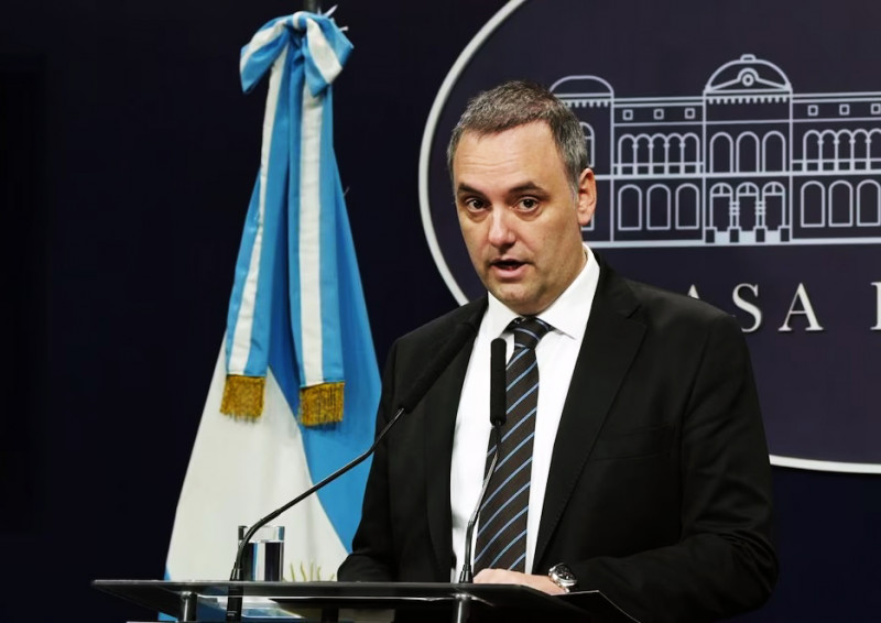 Manuel Adorni justificó sus bienes ante la Justicia