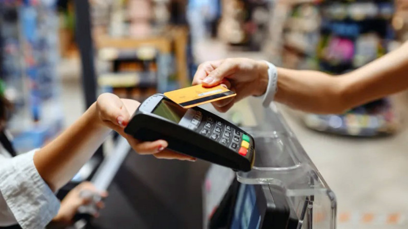 Más de la mitad recurre al crédito para los alimentos