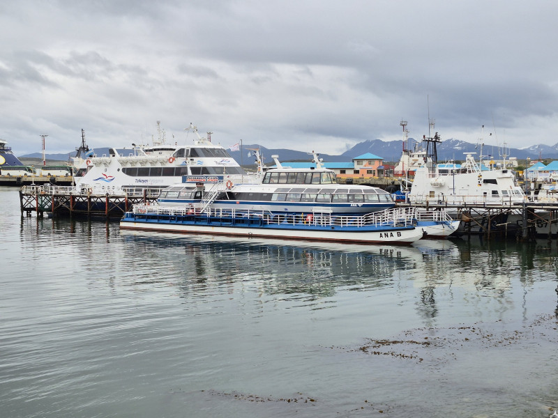 Nación inhabilitó el muelle secundario de catamaranes