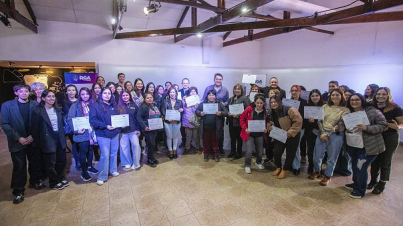 Nueva entrega de subsidios a emprendedoras de Río Grande