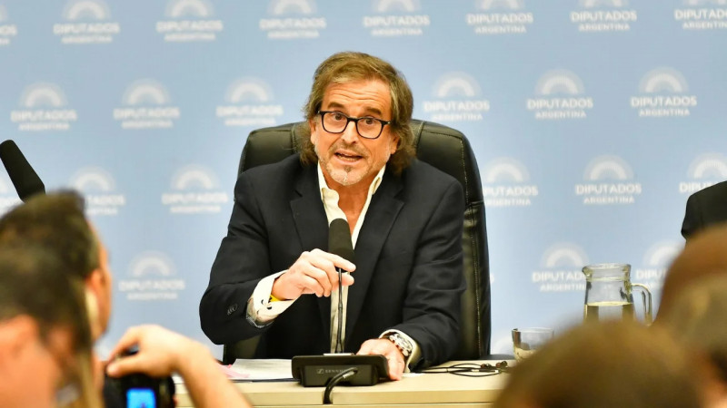 Oficialismo obtuvo dictamen para el Presupuesto 2026