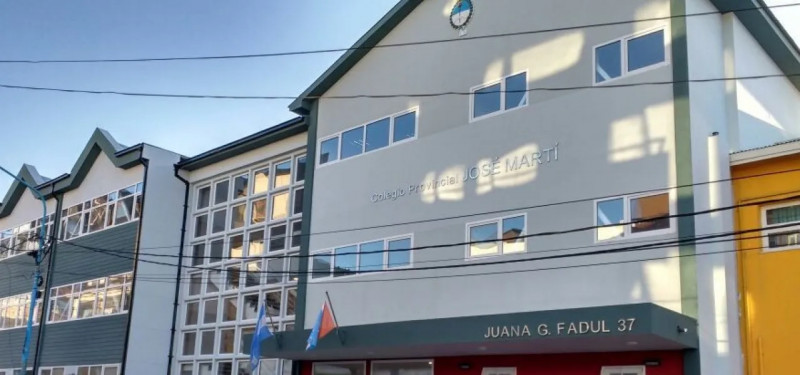 Padre agredió a una docente en el José Martí de Ushuaia