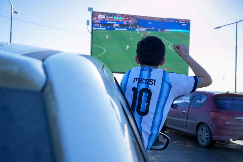 Pantalla gigante en Río Grande para la final