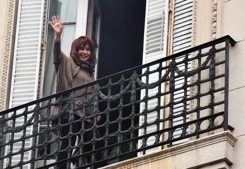 Rechazan prisión domiciliaria para Cristina Kirchner