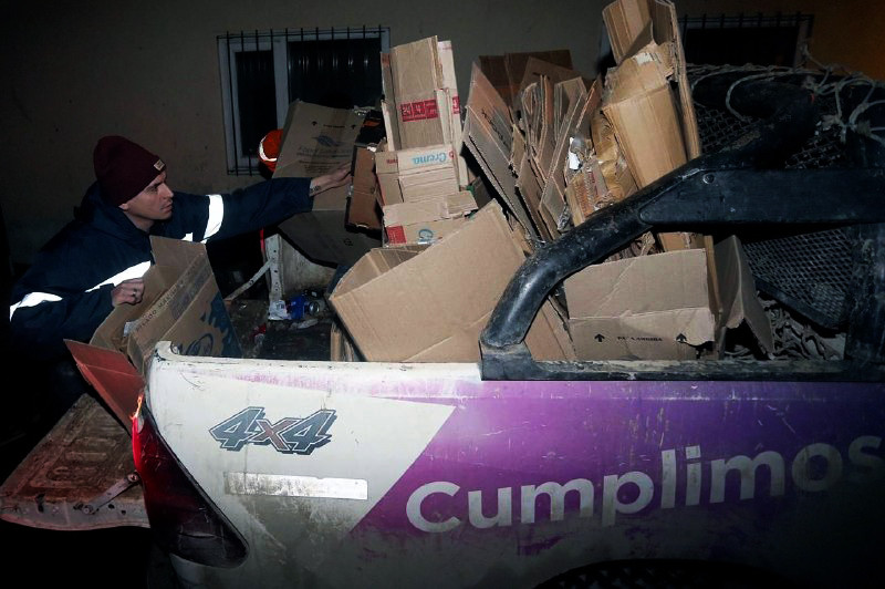 Recolectaron cartón en centros comerciales de Ushuaia