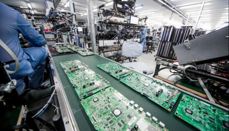 Se levanta el paro en las fabricas electrónicas