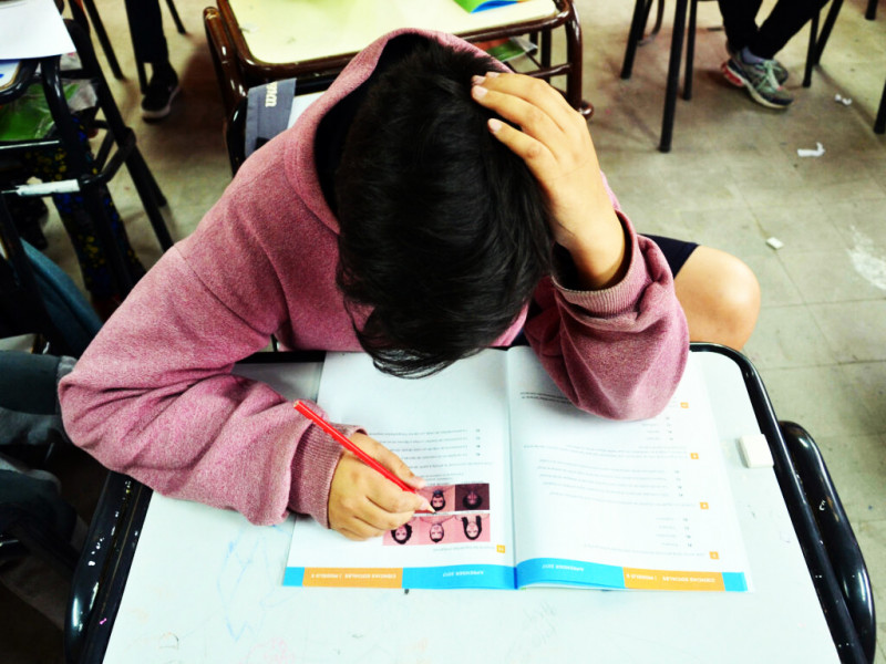 Solo 10 de cada 100 llegan al final de la secundaria