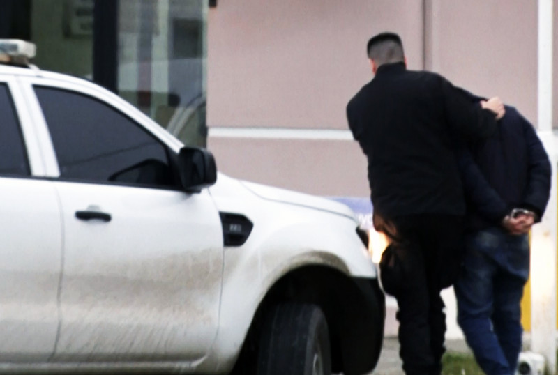 Sorprenden a ladrón robando en vivienda del B° Aeropuerto