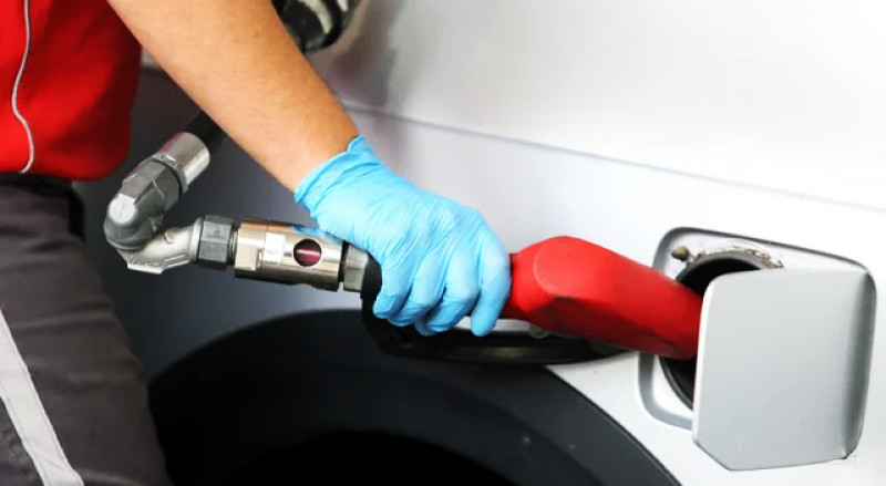 Sube impuesto a combustibles y se espera aumento