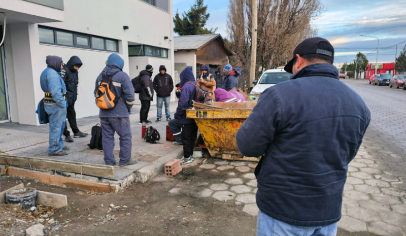 Trabajadores de Zapco reclaman por pago en negro
