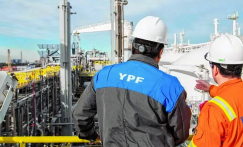 YPF cerró el 3° trimestre con US$1.200 millones de ganancia